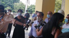 Presidente inspecciona centro de convenciones para pacientes Covid-19