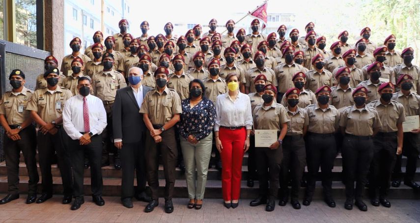 Alcaldía de Panamá: Se gradúan 65 vigilantes municipales