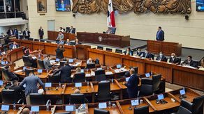 Diputados mantienen debate de Presupuesto General del Estado