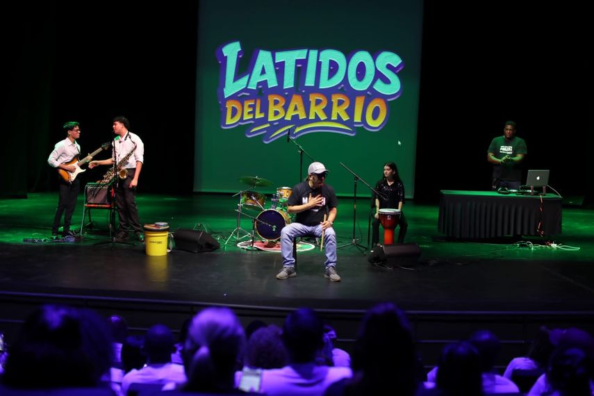 Latidos del Barrio: Arte y liderazgo se mezclan en la Ciudad de las Artes