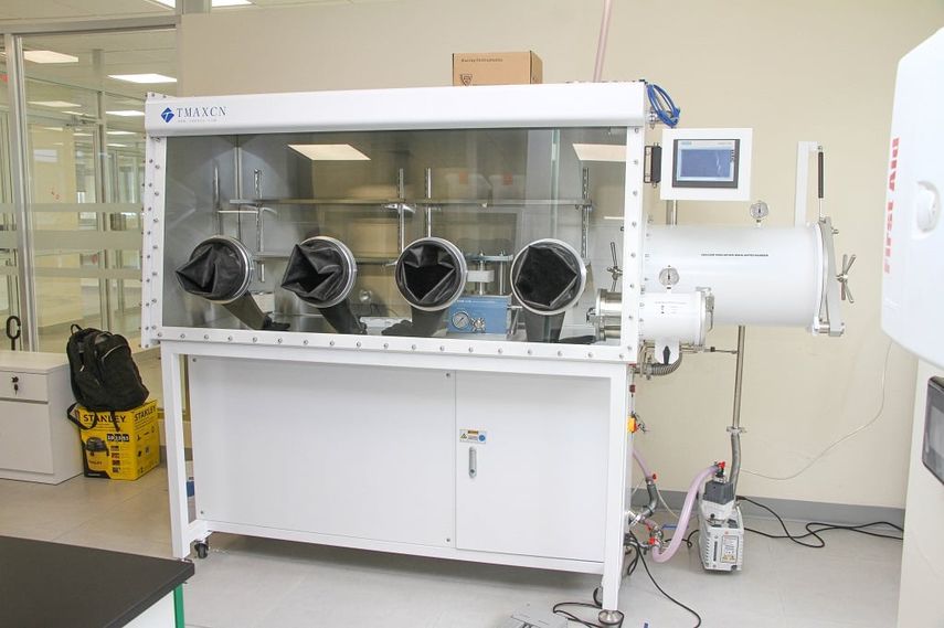 La novedosa batería fue fabricada en el laboratorio Pierre y Marie Curie de la UTP.