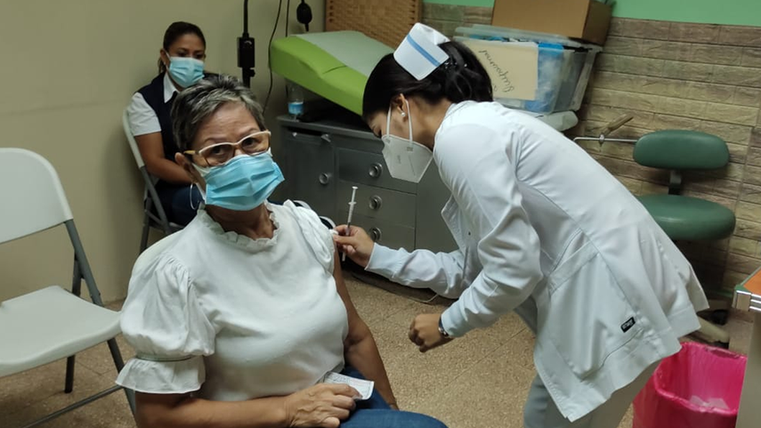 Minsa: A buen ritmo avanza aplicación de refuerzo