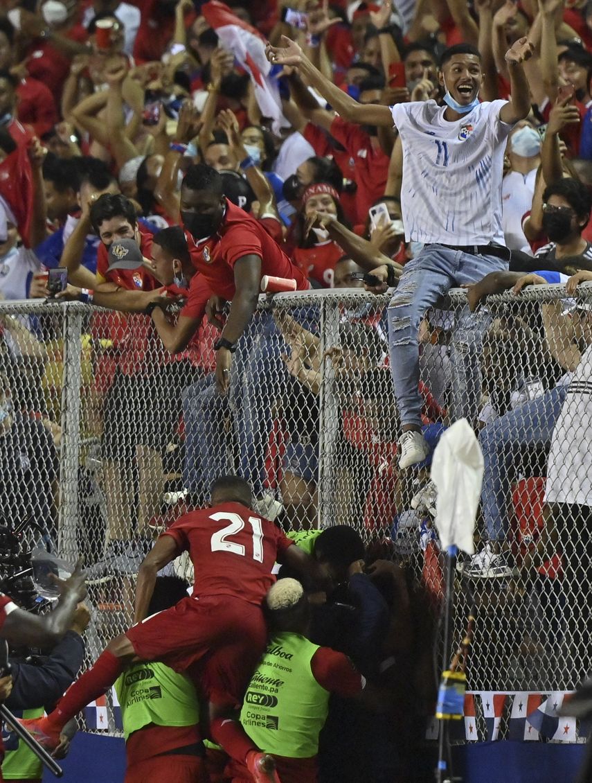 Panamá busca recuperar la confianza ante una urgida Jamaica