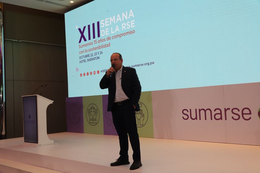 La Cámara de Comercio, Industrias y Agricultura de Panamá (CCIAP) en alianza estratégica con Sumarse y la Asociación de Directoras de Panamá (ADP), llevó a cabo un Networking y taller de desarrollo personal: “Mujer del Futuro – Diseñemos Juntos tu Futuro”. La Cámara de Comercio, Industrias y Agricultura de Panamá (CCIAP) en alianza estratégica con Sumarse y la Asociación de Directoras de Panamá (ADP), llevó a cabo un Networking y taller de desarrollo personal: “Mujer del Futuro – Diseñemos Juntos tu Futuro”.