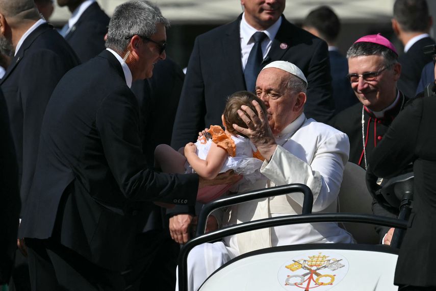 Papa Francisco espera que los Juegos de París propicien concordia en Francia