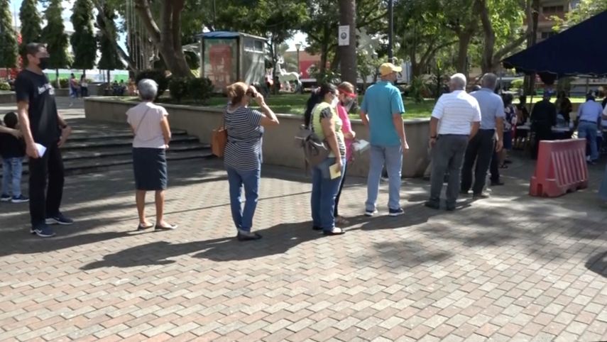 Diversos centros de salud en los 14 distritos de Chiriqu&iacute; est&aacute;n habilitados para la colocaci&oacute;n del refuerzo de vacuna anticovid.