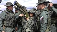 Maduro ordena comandos ante posible lucha armada con Estados Unidos Maduro ordena comandos ante posible lucha armada con Estados Unidos