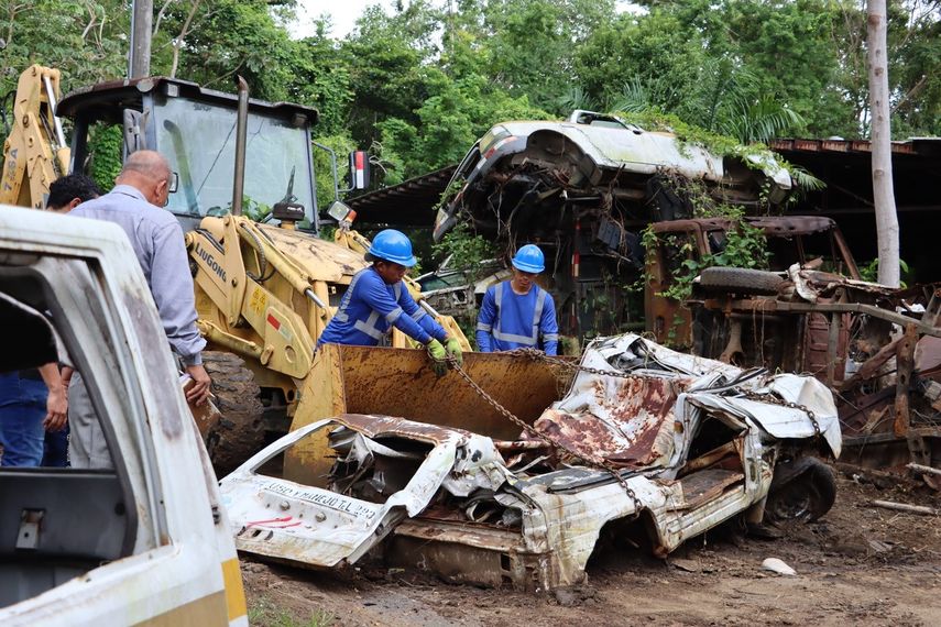 MEF elimina 7,000 toneladas de chatarra estatal y aporta más de B/. 500,000 al Tesoro
