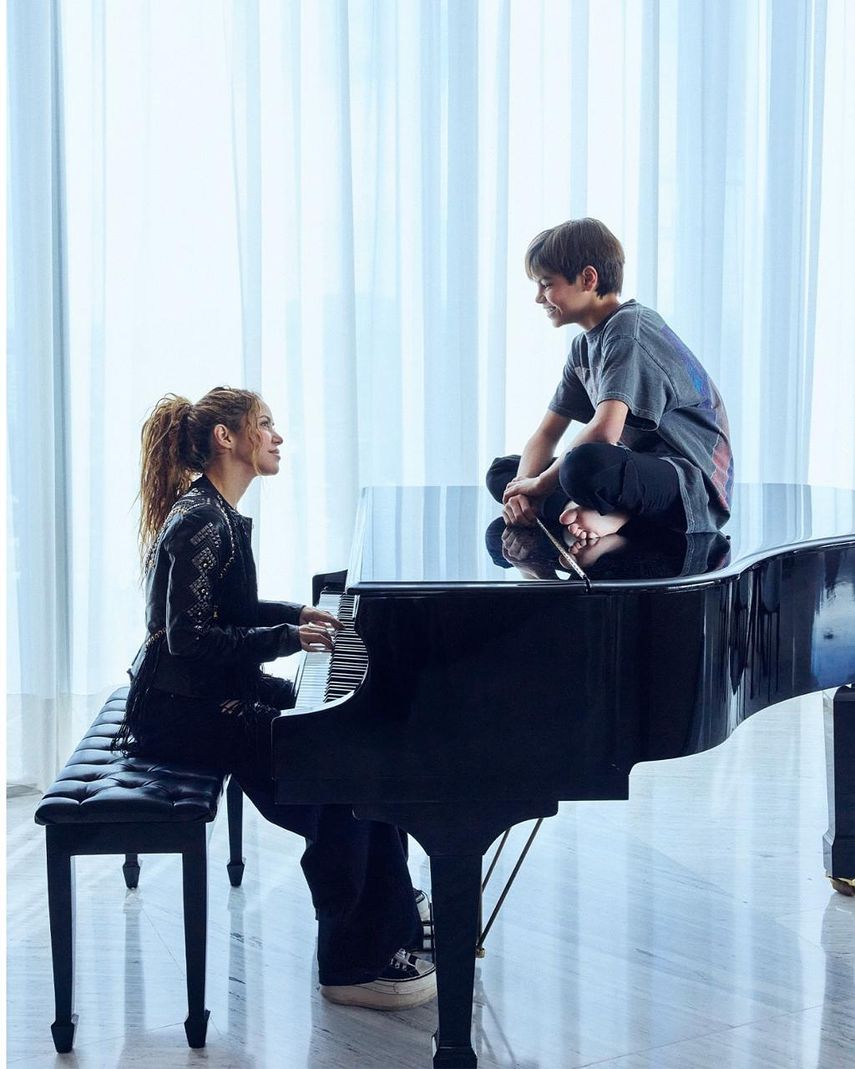 Los hijos de Shakira y Piqué debutan en la música con el tema The One