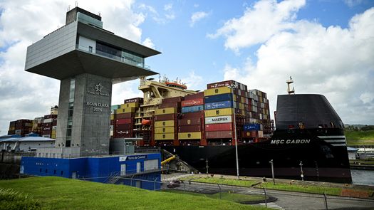 Panamá evalúa otra medida sobre buques militares de EE.UU. en el Canal