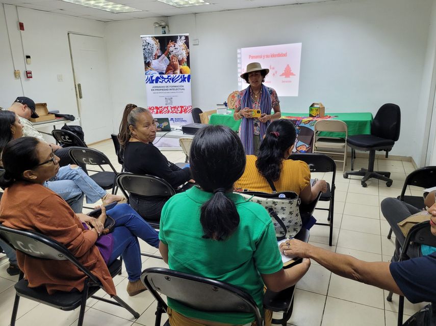 MiCultura busca crear sistema regional de artesanos