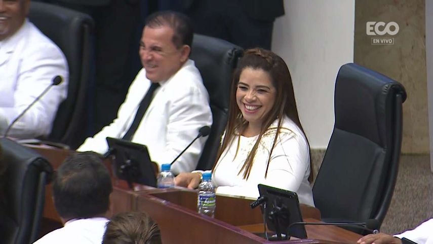 La diputada del Molirena Corina Cano fue escogida como segunda vicepresidenta de la Asamblea. La diputada del Molirena Corina Cano fue escogida como segunda vicepresidenta de la Asamblea.