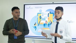 En la escuela de Bugaba, personal del Mitradel presentó un panorama con las tendencias de empleo en el país.