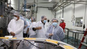 Proyectos millonarios de café y leche en Coclé fueron visitados por el MIDA