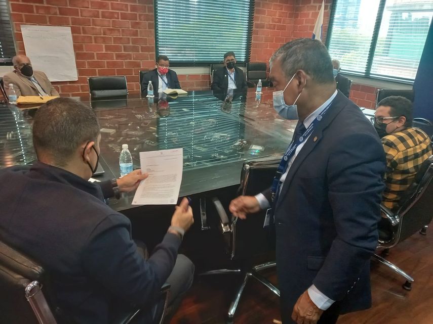 Contraloría pide rendición de cuentas a la AIG