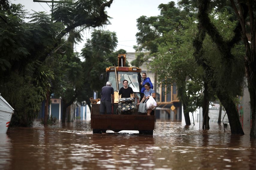 Sur de Brasil afectada por inundaciones sin precedentes Sur de Brasil afectada por inundaciones sin precedentes