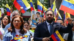 Todos pensábamos que ese día iba a morir, afirma el hijo de Nicolás Maduro al rememorar la &nbsp;incursión militar estadounidense del 3 de enero que depuso al entonces presidente venezolano, en una entrevista al diario español El País publicada este domingo.