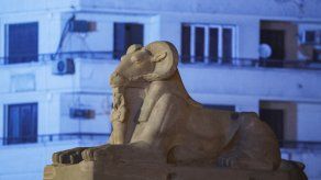 Un cortejo faraónico de 22 momias desfila por las calles de El Cairo