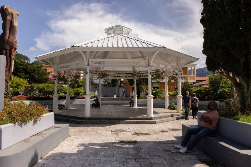 Los empresarios ven positivo el levantamiento del uso de mascarillas en especial para el sector del turismo en Chiriquí.