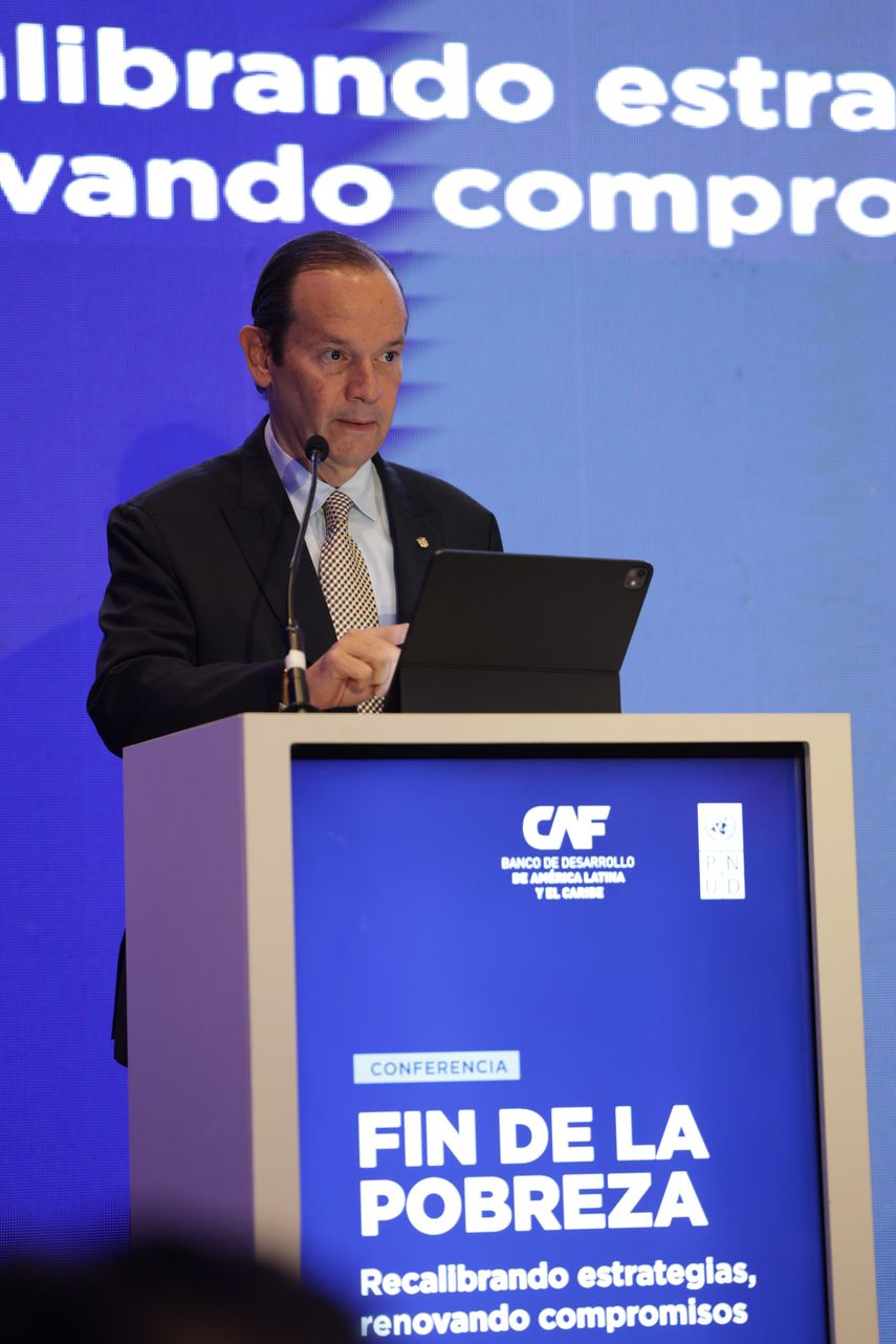 Latinoamérica busca nuevas estrategias para desatascar la reducción de la pobreza