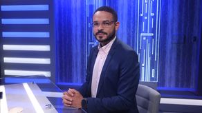 Betserai Richards invita a Benicio Robinson a renunciar a privilegios