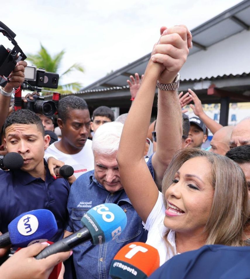 Yanibel Abrego contó durante toda su campaña con el apoyo de Ricardo Martinelli. Yanibel Abrego contó durante toda su campaña con el apoyo de Ricardo Martinelli.