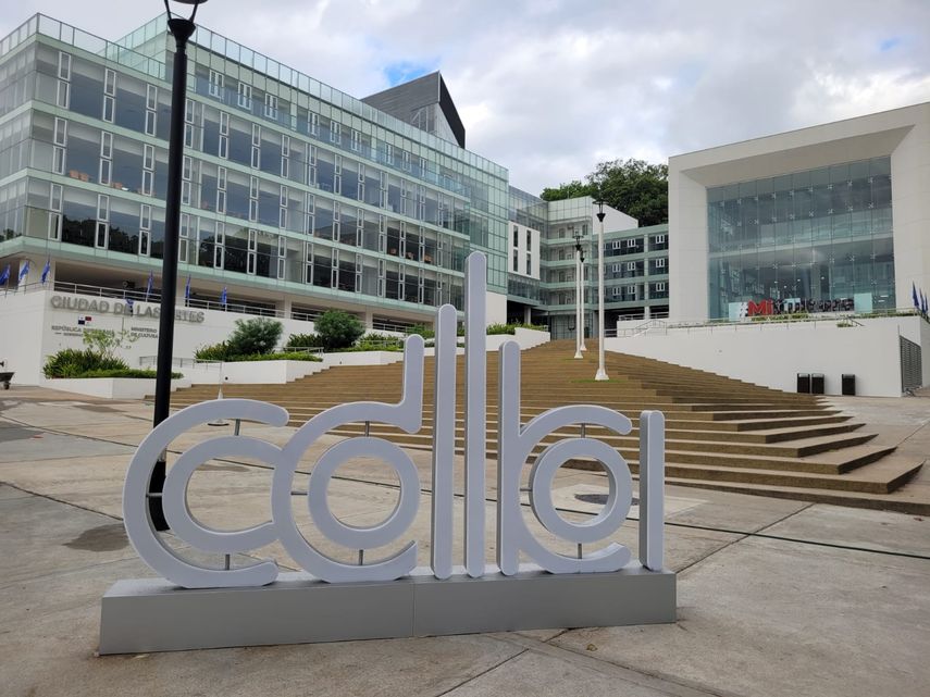 El Ministerio de Cultura contará con actividades como conciertos, presentaciones del Ballet Nacional, entre otros, en escenarios como la Ciudad de Las Artes. El Ministerio de Cultura contará con actividades como conciertos, presentaciones del Ballet Nacional, entre otros, en escenarios como la Ciudad de Las Artes.