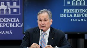 La auditoría integral de la mina de cobre de 10.000 millones de dólares inhabilitada por orden judicial desde 2023 en Panamá culminará en abril, informó este miércoles el ministro panameño de Ambiente, Juan Carlos Navarro, que resaltó que este insumo es vital para decidir el futuro del yacimiento.