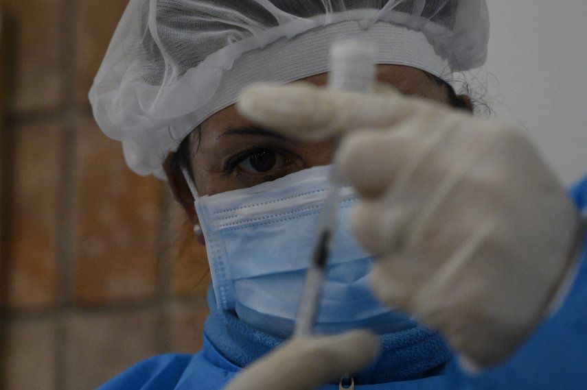 Eficacia de la tercera dosis de la vacuna contra el covid.