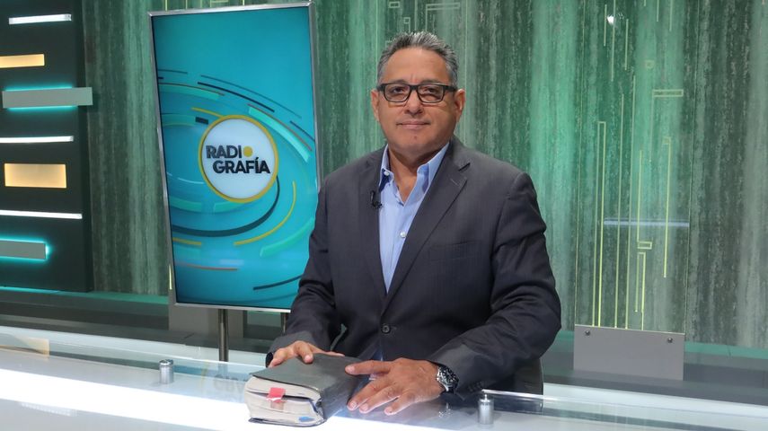 Giovanni Olmos: Probabilidades de que Martinelli aparezca en papeleta son bajas