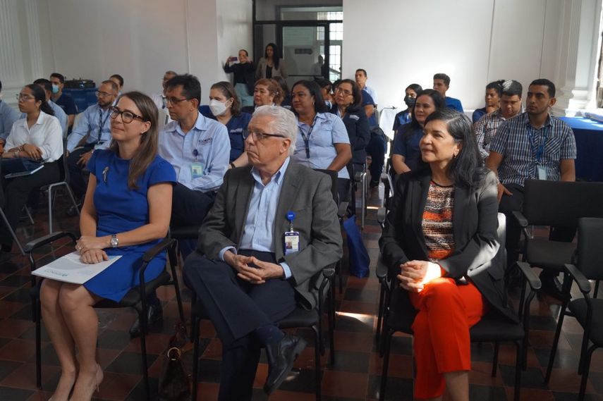 El Centro de Citometría para la Investigación de la Salud, del Instituto Gorgas y Senacyt, es el primero de su tipo en Latinoamérica. El Centro de Citometría para la Investigación de la Salud, del Instituto Gorgas y Senacyt, es el primero de su tipo en Latinoamérica.