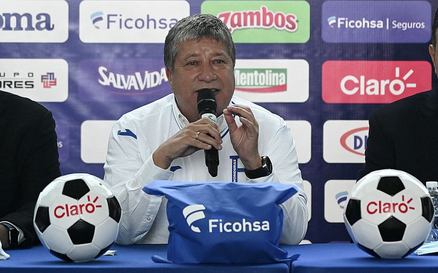 Bolillo Gómez deja la selección de Honduras