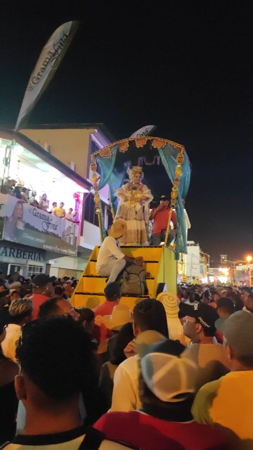 Las Tablas: El 'Topón' de las reinas pone fin al Carnaval.