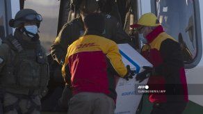 Chile recibe 11.700 dosis en segundo cargamento de vacunas contra el covid