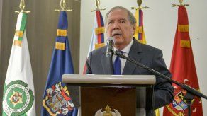 Dimite en Colombia ministro de Defensa tras críticas por acción militar