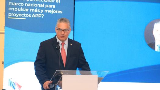 Panamá refuerza su estrategia para atraer inversión privada Panamá refuerza su estrategia para atraer inversión privada