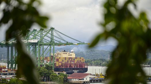 Canal de Panamá tiene previsto expandir su operación y retomar puerto de Corozal