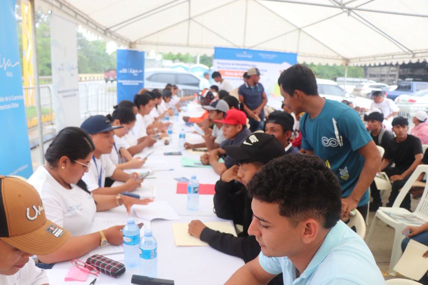 En Darién se ofertaron más de 500 plazas de trabajo.