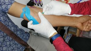 En David, se estima que una cantidad cinco veces mayor son portadores del VIH&nbsp;sin haberlo descubierto porque no se han realizado la prueba.