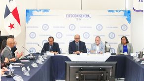 Al frente el magistrado presidente del Tribunal Electoral (TE), Alfredo Juncá Wendehake.