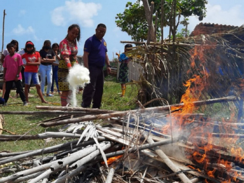 Gunas reciben capacitación en prevención de incendios
