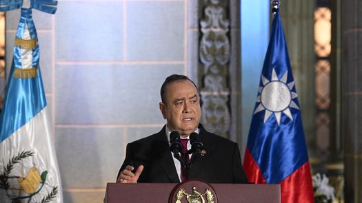 Presidente de Guatemala visitará Taiwán en medio de tensiones con China