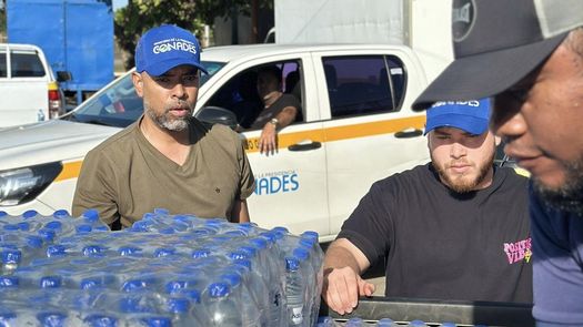 Contaminación de ríos en Azuero obliga a distribuir agua en comunidades afectadas