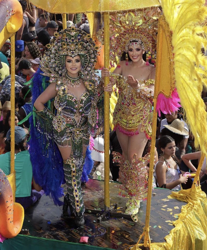 El Carnaval de Las Tablas de Panamá, celebró este primero de enero su primer culeco del año 2023, en la tradicional festividad que reúne a miles de panameños que se trasladan hasta la región de Azuero para ver a las tunas de Calle Arriba y Calle Abajo, lucirse en el parque Belisario Porras.
