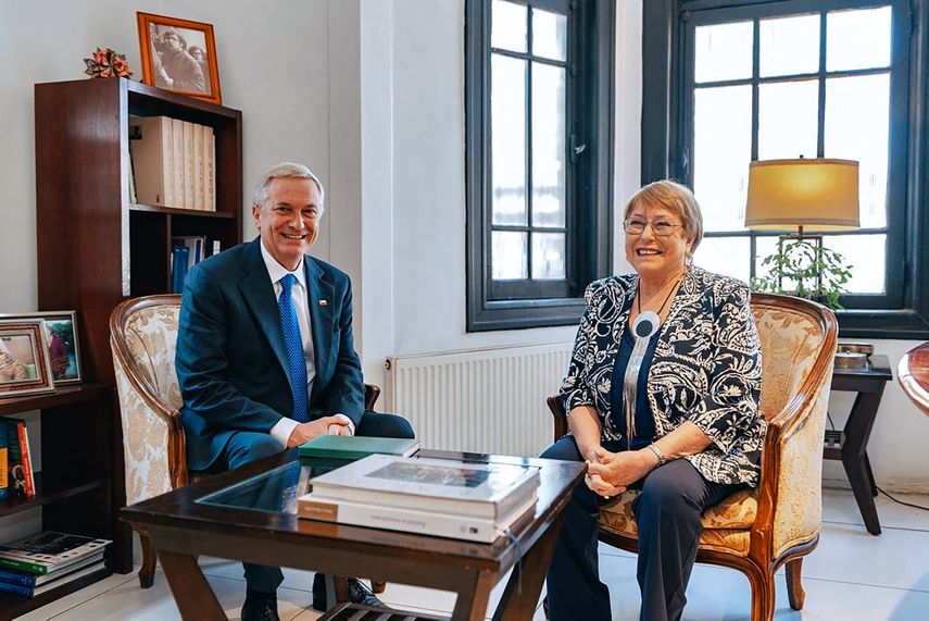 El nuevo gobierno de José Antonio Kast retiró el martes el apoyo de Chile a la candidatura de la expresidenta socialista Michelle Bachelet para la secretaría general de la ONU.