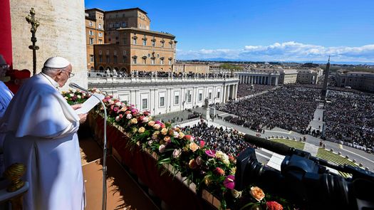 Papa Francisco hace llamado a poner fin a la guerra en Ucrania