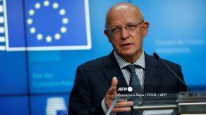 Eurolegiladores respaldan patentes de vacunas anticovid