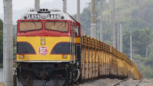 Contrato ley del Ferrocarril del Canal: un acuerdo clave para la inversión extranjera