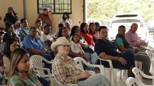 Descentralización impulsará a los productores de Tierras Altas