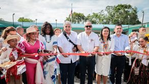 Mulino entrega escuela Básica General en Aguadulce tras más de 10 años de espera